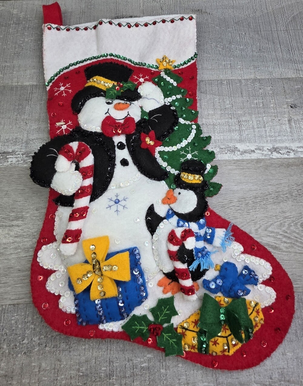 Bucilla Dapper Snowman Penguin Suit Christmas Felt Stocking Kit COMPLETE Bin5